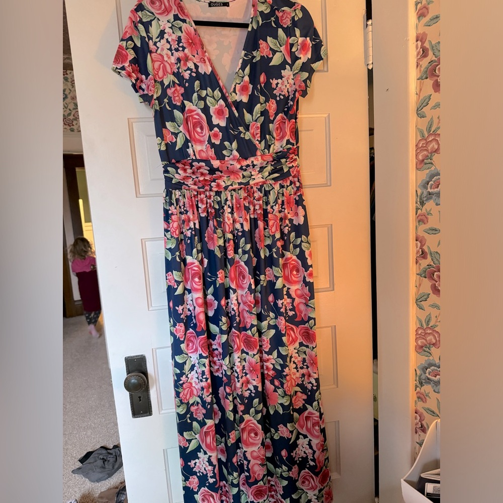 Gorgeous Floral Maxi Dress
